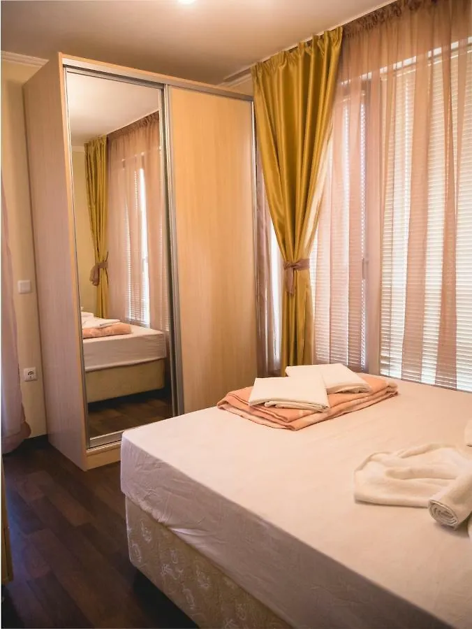 Apartment 7 And Studio 2 Quietly And Peaceful Place To Relax Sozopol 0*,